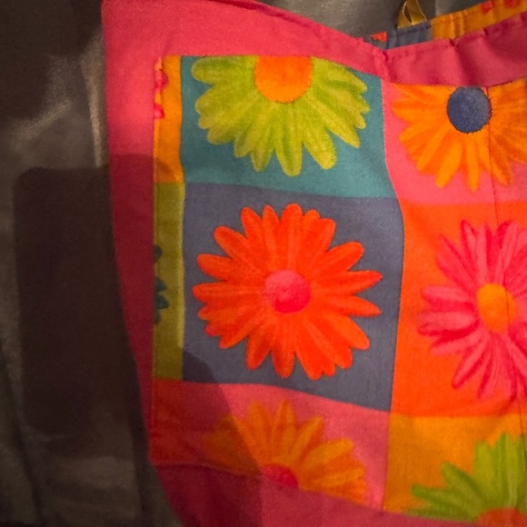 Handmade Spring Flowers Women’s Tote 12x16 Interior Exterior Pocket Flower Clasp - Picture 10 of 13